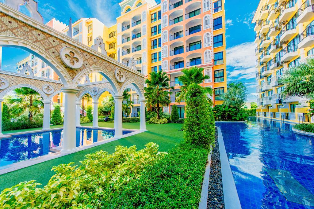 Venetian Resort Pattaya Praia de Jomtien Exterior foto