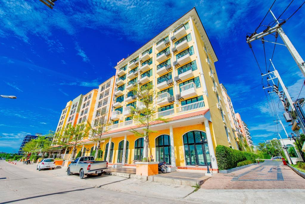 Venetian Resort Pattaya Praia de Jomtien Exterior foto